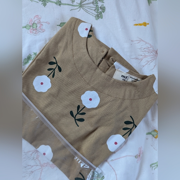 MIA DRESS | FLOWER FIELD | Girls Dress - Picture 6 of 7